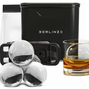 Berlino Ice Maker Mold